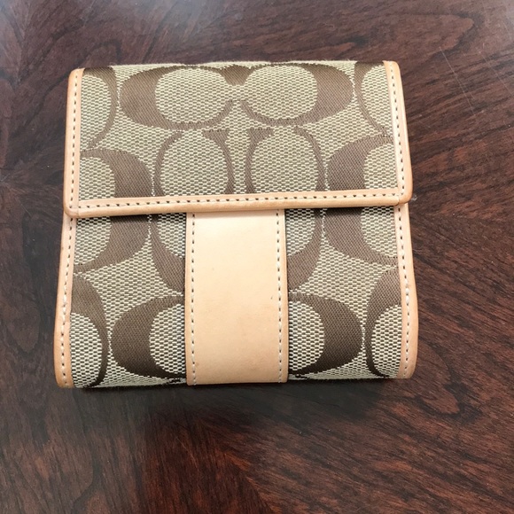 Classic coach wallet - Picture 2 of 6